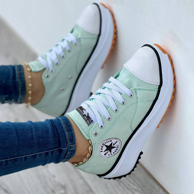 Women's Casual Sneakers | Comfortable Lace-up Design