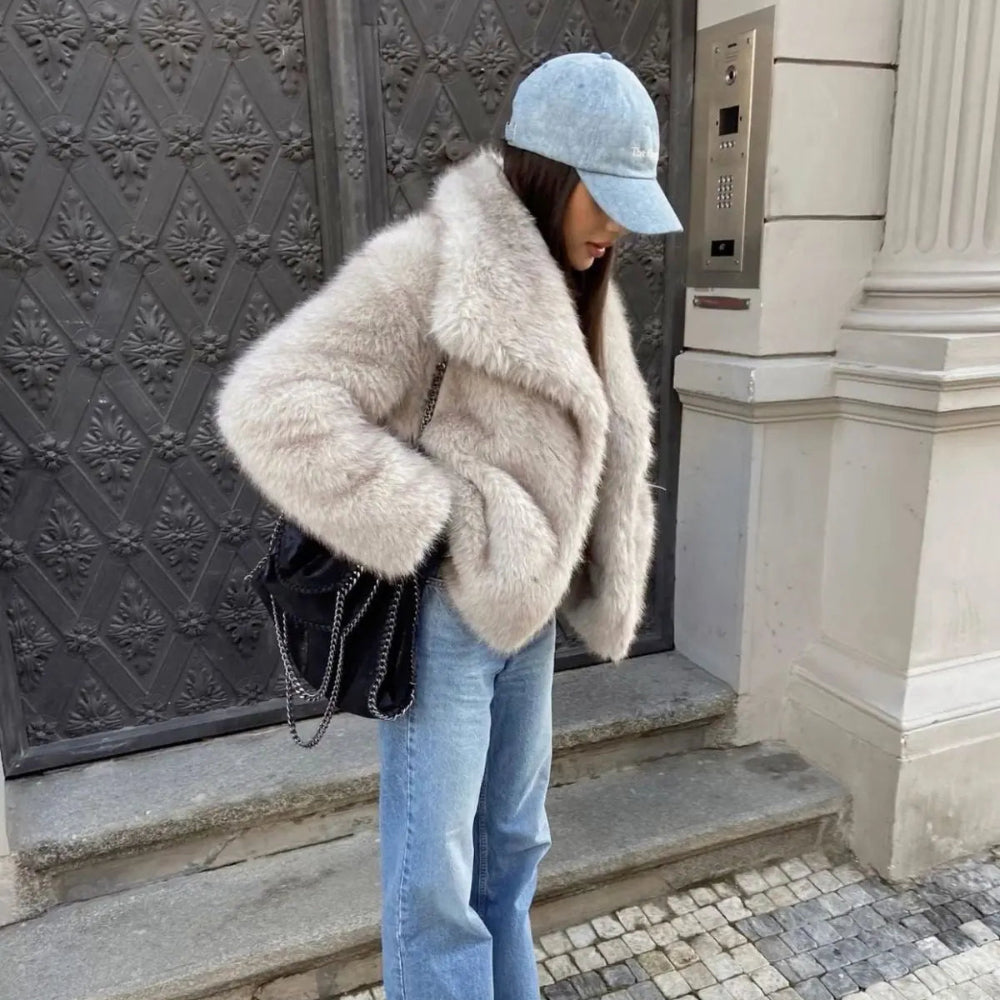 Macy | Luxuriöse Kunstfell-Jacke – Stilvoll, Kuschelig und Zeitlos - Image 15